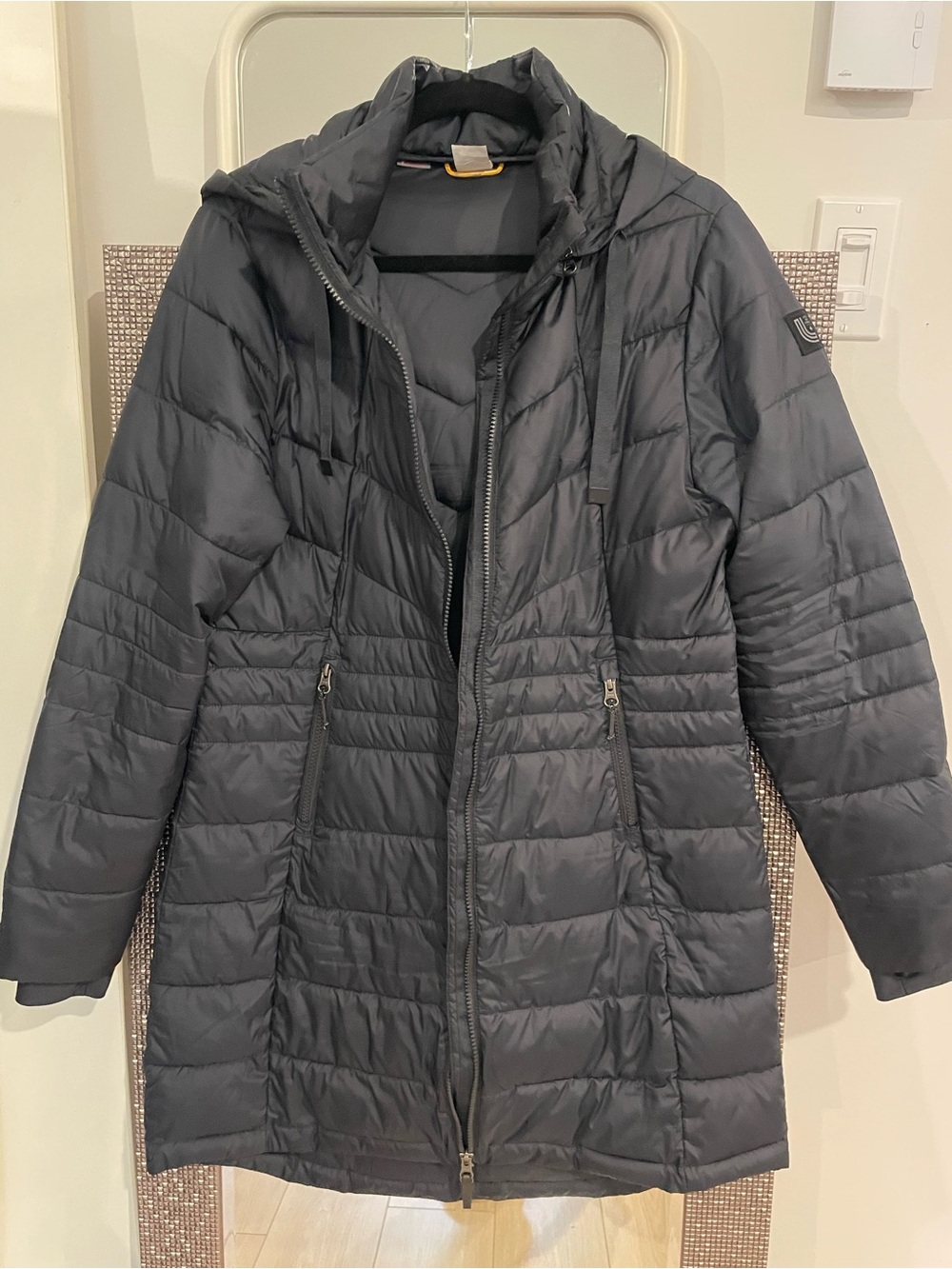 NEVER WORN Lole Women's Black Quilted Long Puffer Jacket with Hood